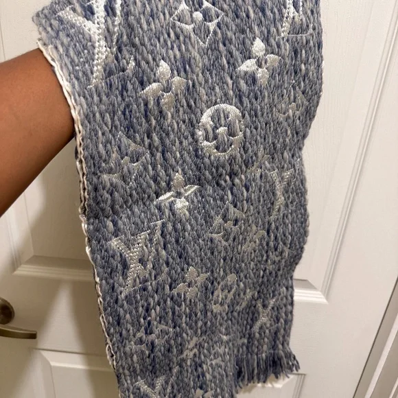 Louis Vuitton Wool Silk Logomania Scarf Denim Bleu - Picture 1 of 5